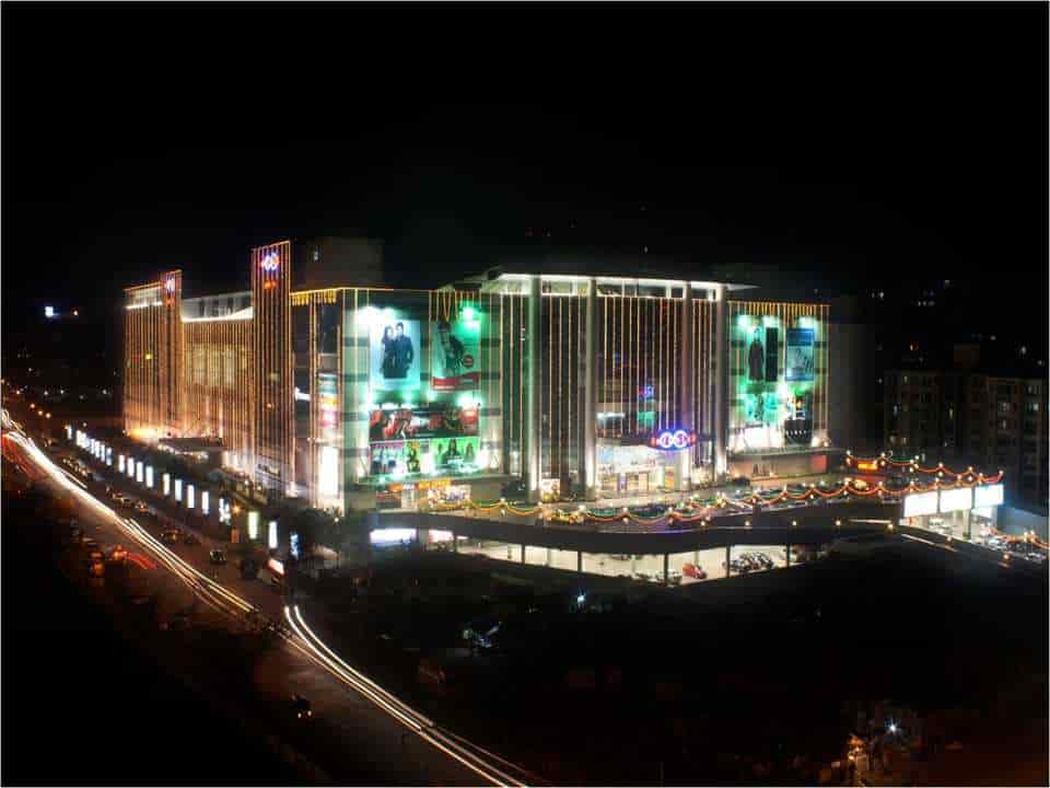 infiniti-mall-malad-best-mall-in-mumbai