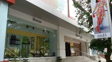 lifestyle-bund-garden-road-pune-best-shopping-places-in-pune