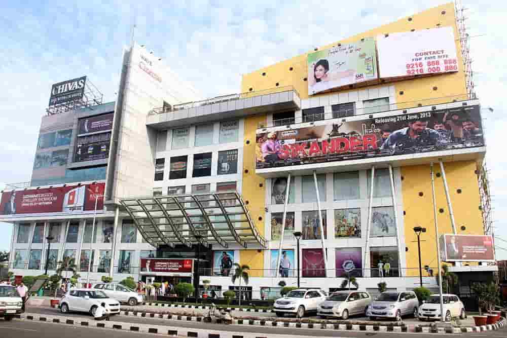 wave-mall-best-shopping-malls-in-ludhiana