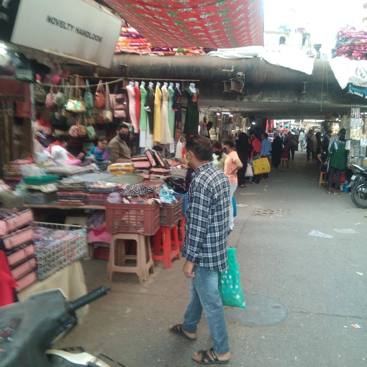 chauta-bazar-surat-best-place-for-street-shopping-in-surat