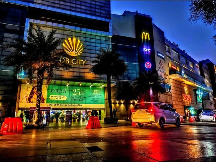  db-city-mall-bhopal-biggest-mall-in-bhopal