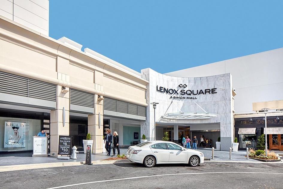 Lenox Square - Super regional mall in Atlanta, Georgia, USA 